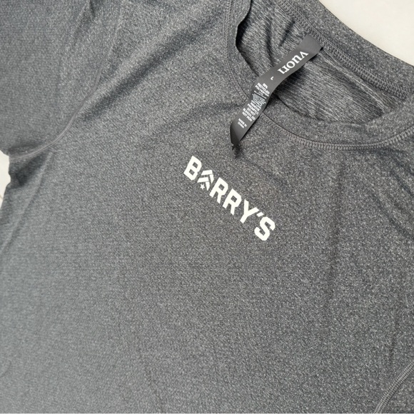 🆕 Vuori x Barrys Rare Release Mens Tradewind Tech Long Sleeve Tech Tee Shirt - Picture 8 of 12